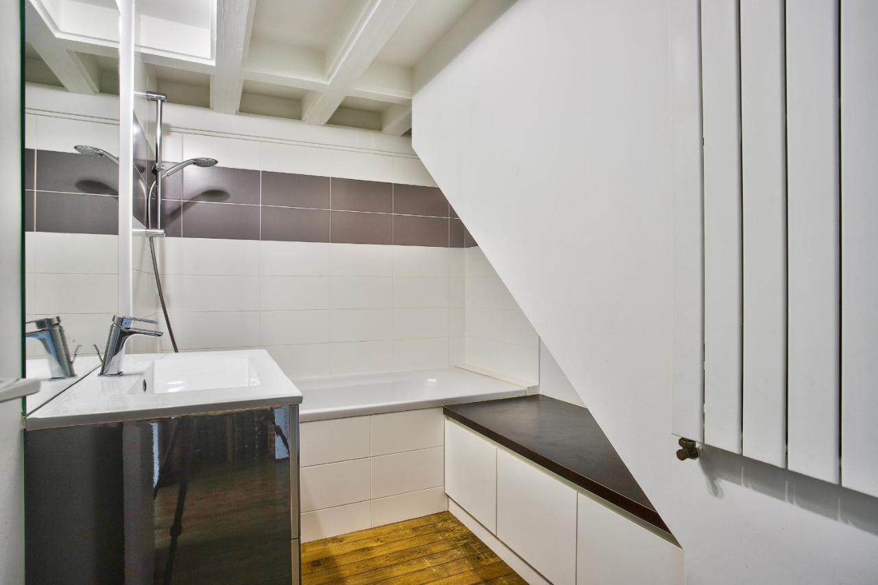 En Plein Centre Ville Appartement D'Exception Nantes Exterior foto